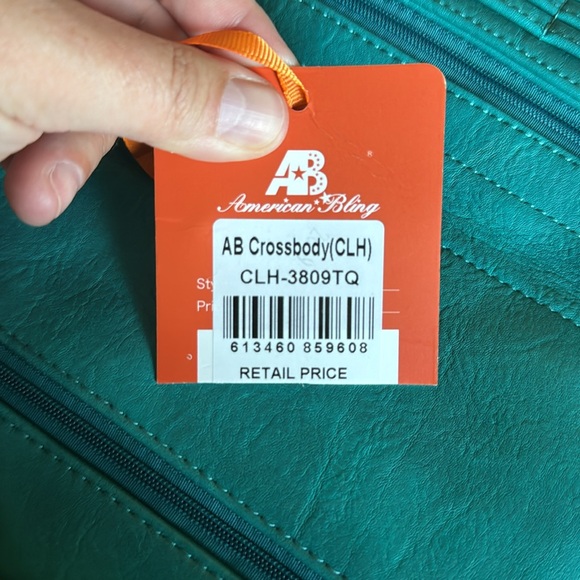 American Bling Crossbody wallet - Picture 6 of 6